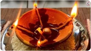 Holi 2026: होलिका दहन की रात इन 7 जगहों पर जलाएं दीपक, चमक उठेगी सोई किस्मत