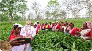 Assam Politics 2026: चाय बागानों में पीएम मोदी की ‘इमोशनल’ एंट्री, क्या बीजेपी के लिए फिक्स होगा जीत का फॉर्मूला?