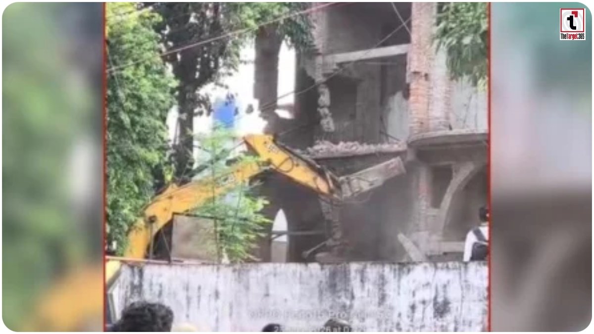 Bulldozer Action