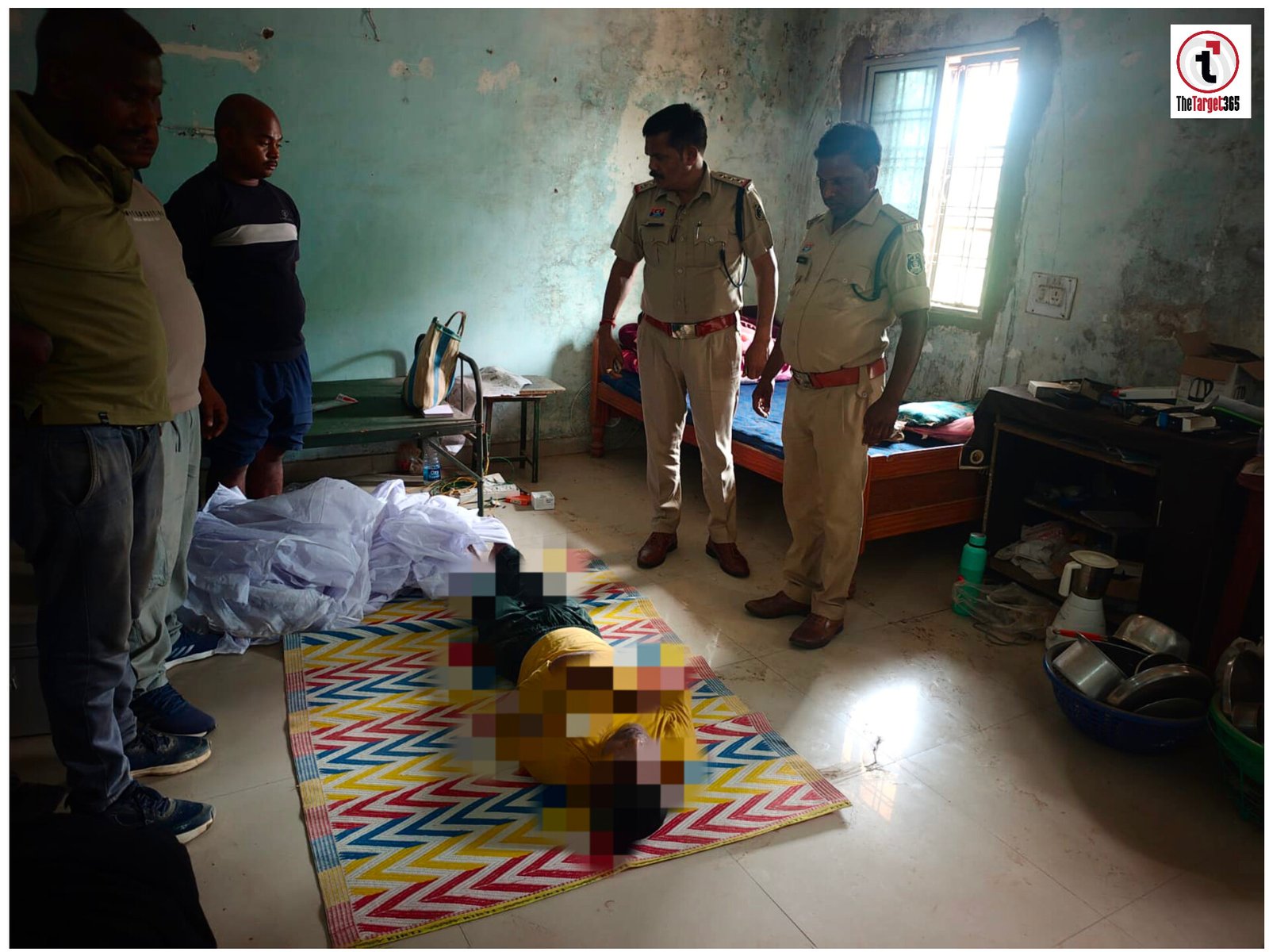 Balrampur News : राजपुर थाना परिसर में आरक्षक की संदिग्ध मौत, पोस्टमार्टम रिपोर्ट से खुलेगा राज
