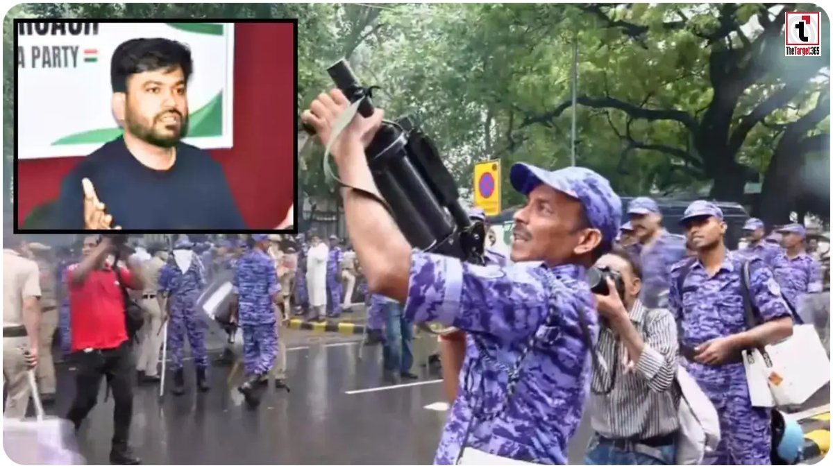 Chalo Sansad March