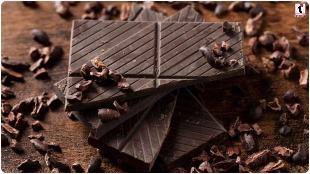 Dark Chocolate Benefits: रोज खाएं 1-2 पीस डार्क चॉकलेट, मिल सकते हैं ये बड़े हेल्थ फायदे
