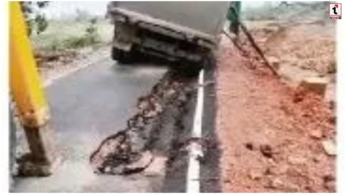Kawardha Road Collapse