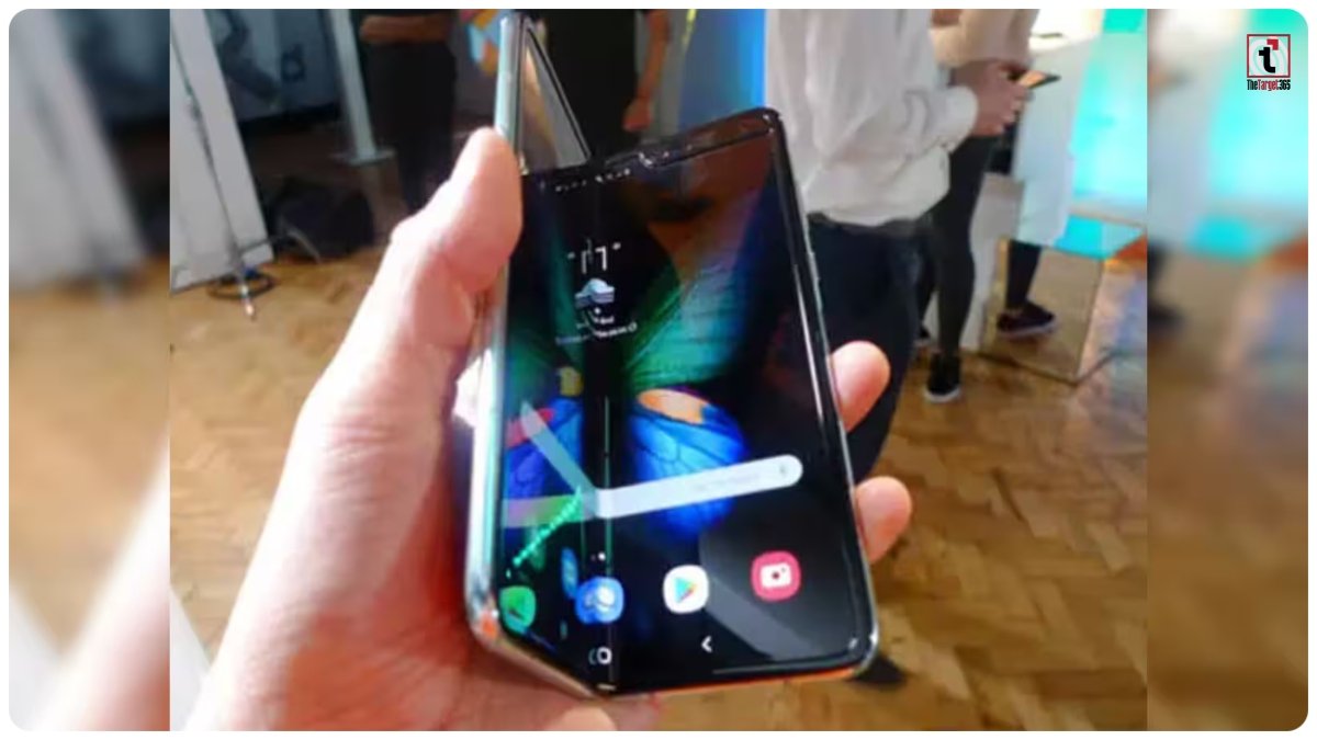 Foldable Phone