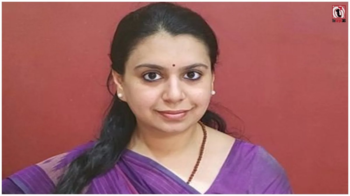 IAS Divya Mittal Resigns