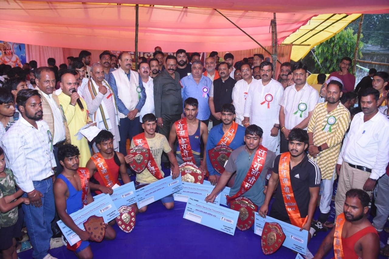 Dangal Wrestling Competition : झमाझम बारिश के बीच दंगल का रोमांच, अवनीश पांडेय बने सरगुजा केसरी 5 TheTarget365 – देश-दुनिया की हर खबर