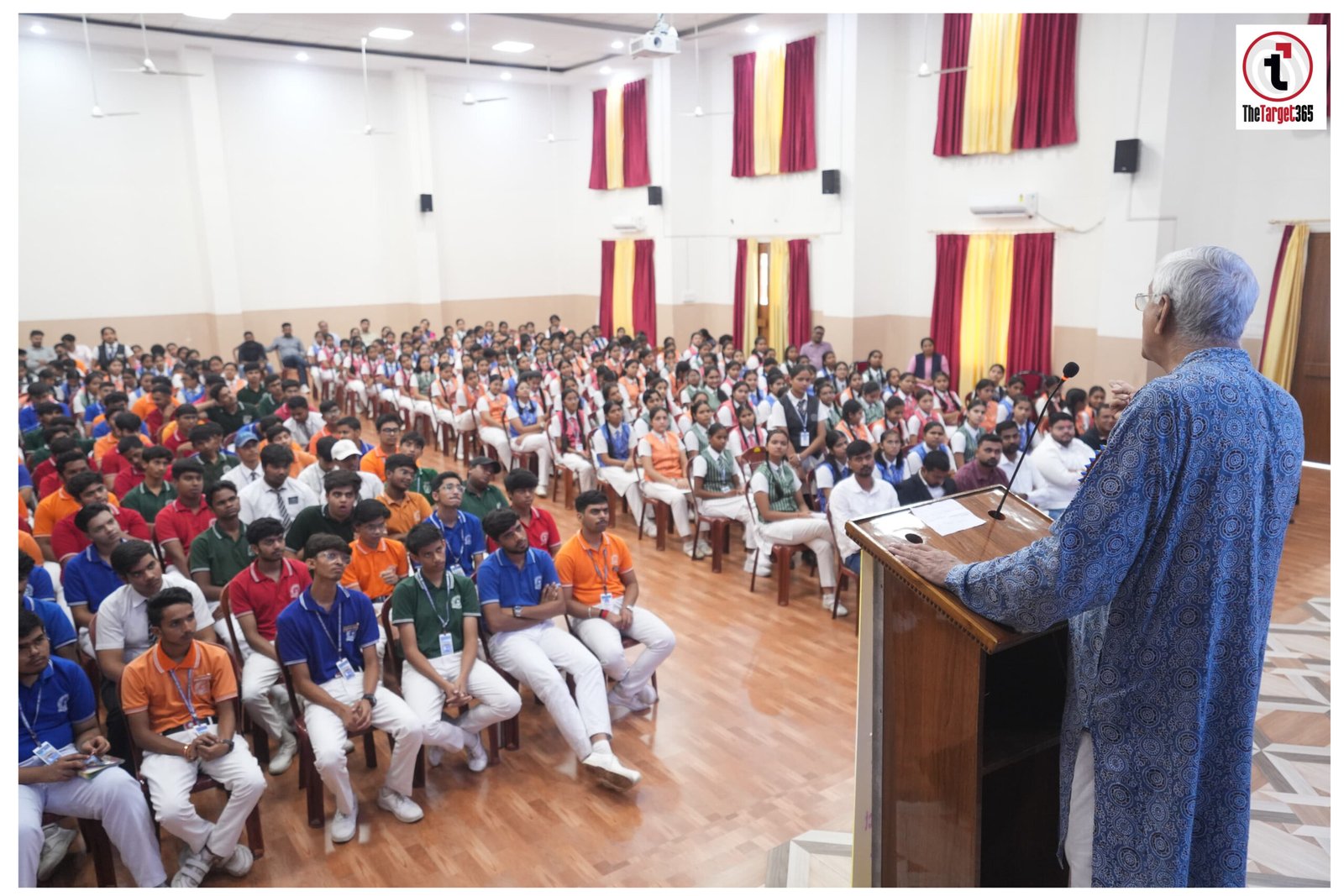 Student Dialogue : टीएस सिंहदेव ने होलीक्रॉस स्कूल के छात्रों से किया सीधा संवाद, Gen Z के सवालों पर खुलकर रखी बात