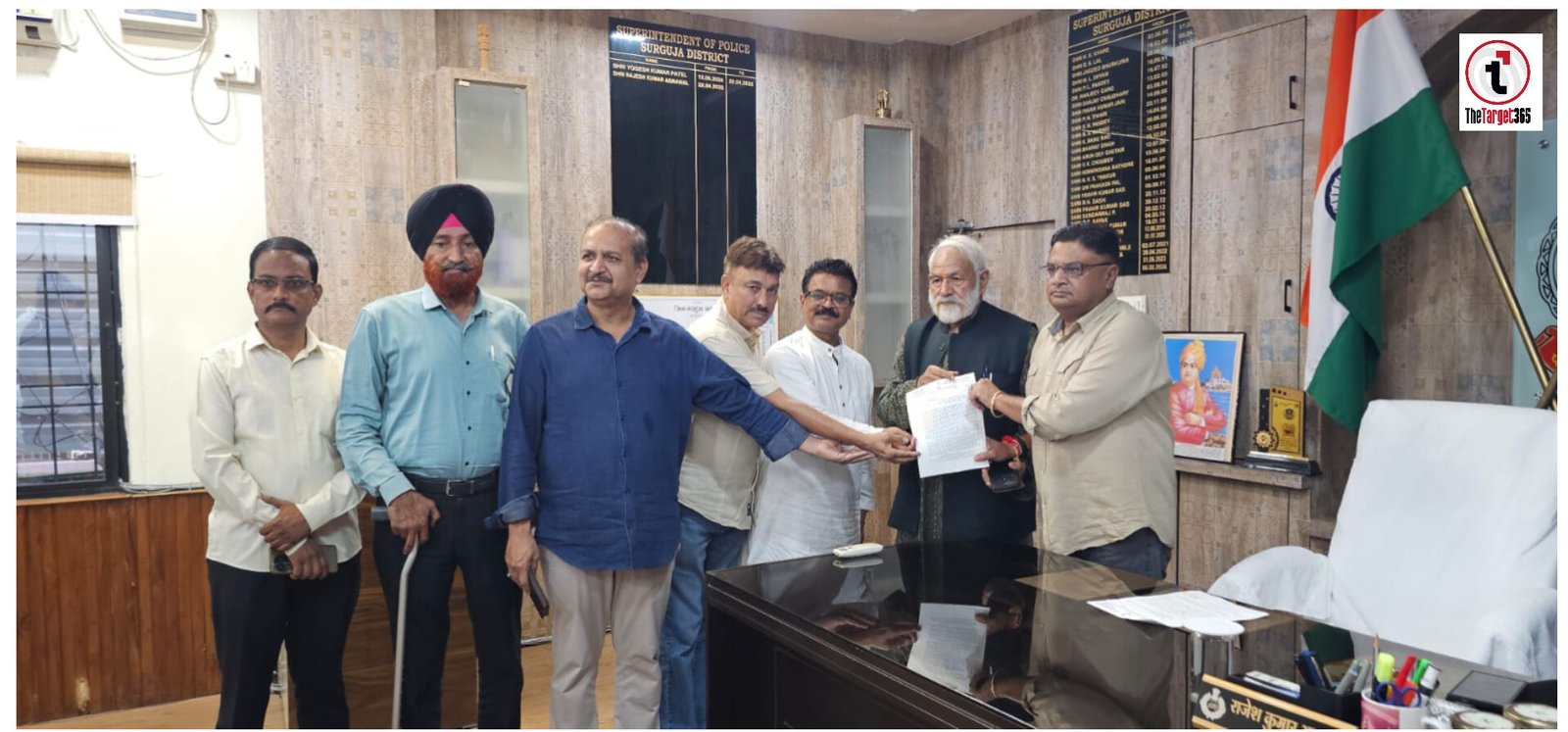 Ambikapur News : कांग्रेस मंडल अध्यक्ष पर जानलेवा हमला, निष्पक्ष जांच की मांग को लेकर SP से मिला कांग्रेस प्रतिनिधिमंडल
