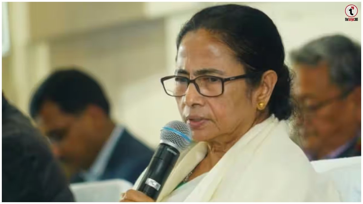 Mamata Banerjee FIR