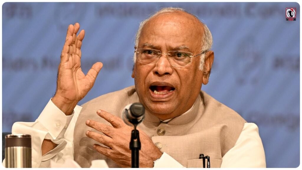 Vande Mataram Row: कांग्रेस-बीजेपी आमने-सामने, खरगे बोले- हमें देशभक्ति न सिखाए BJP