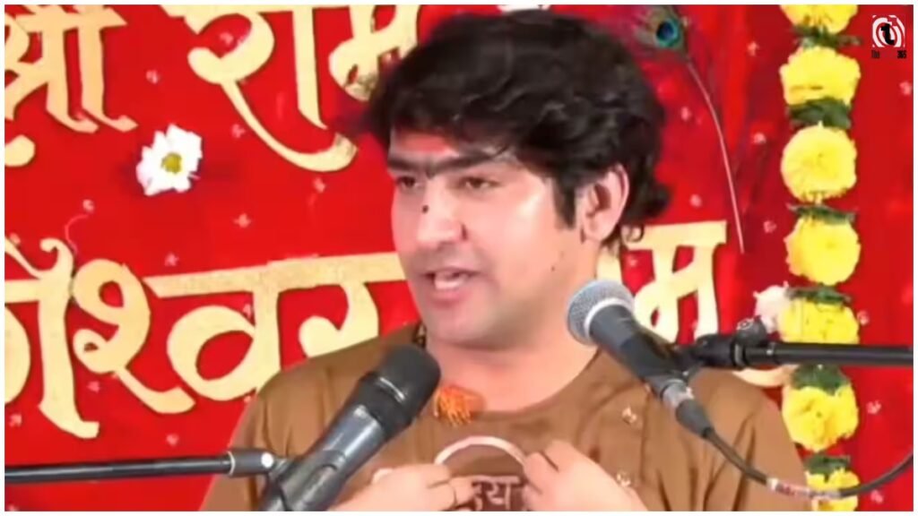 Dhirendra Shastri Statement: दुर्गा पूजा में मांसाहार बयान पर सफाई, बोले- अहिंसा का संदेश देना मेरा कर्तव्य