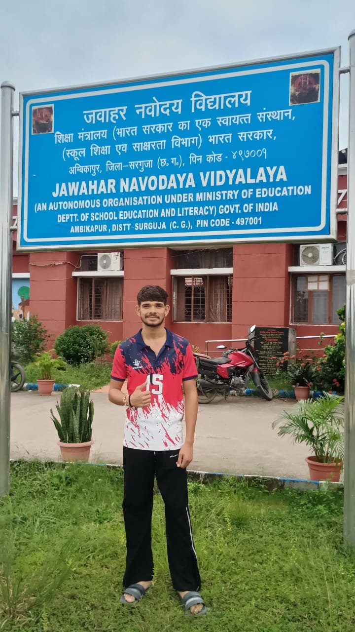 Ambikapur News : 100-200 मीटर में सोना, रिले में रजत; ‘सर्वश्रेष्ठ एथलीट’ बनकर चंद्रशेखर ने बढ़ाया सरगुजा का मान 2 TheTarget365 – देश-दुनिया की हर खबर