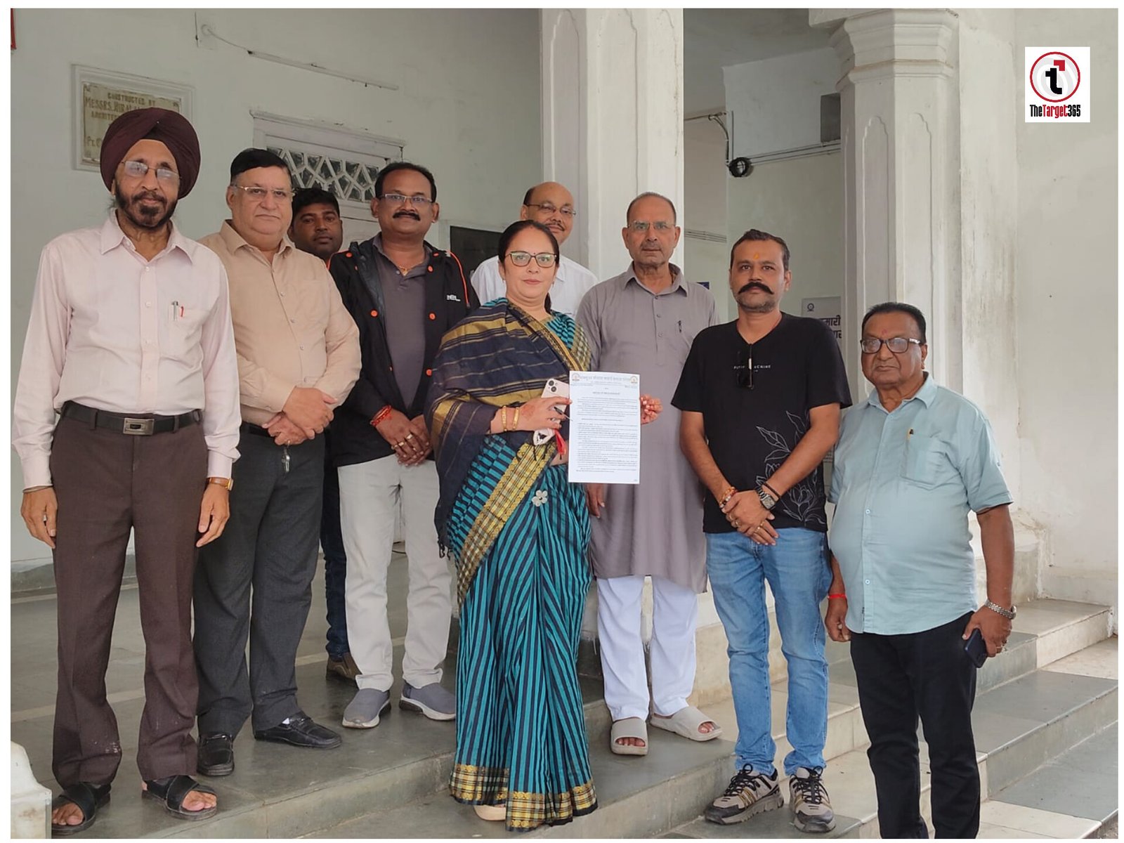 Ambikapur News : सवर्ण समाज ने 10% EWS आरक्षण और सवर्ण आयोग की मांग उठाई, राष्ट्रपति-प्रधानमंत्री के नाम सौंपा ज्ञापन