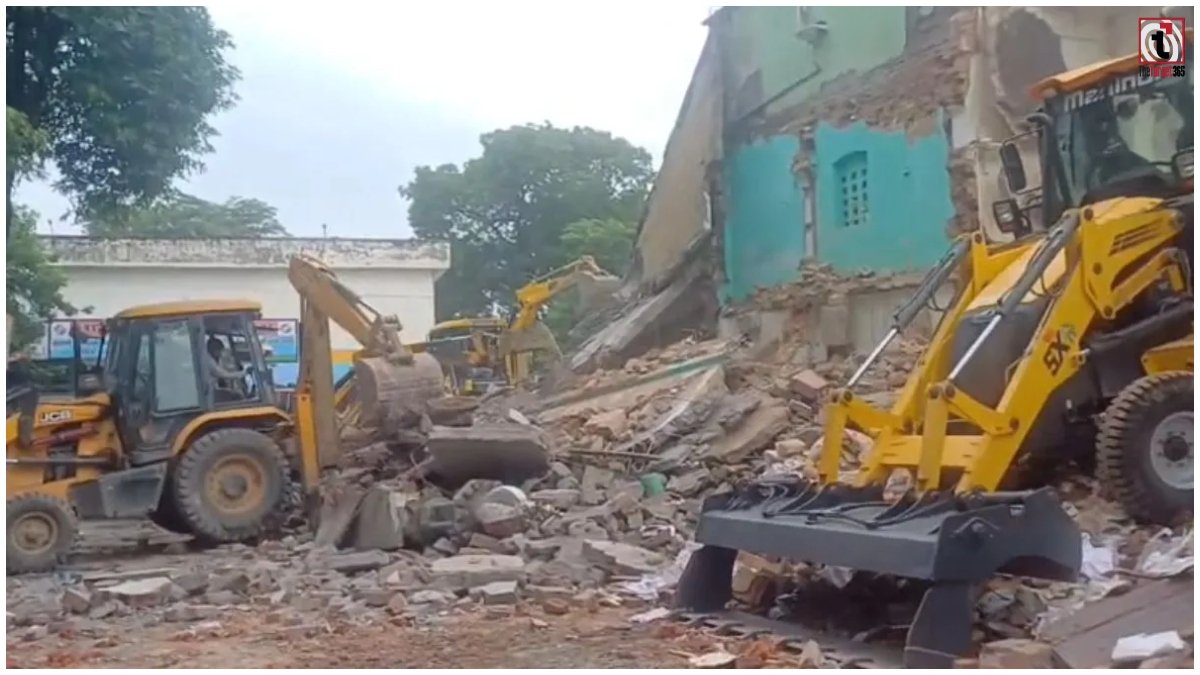 UP Bulldozer Action