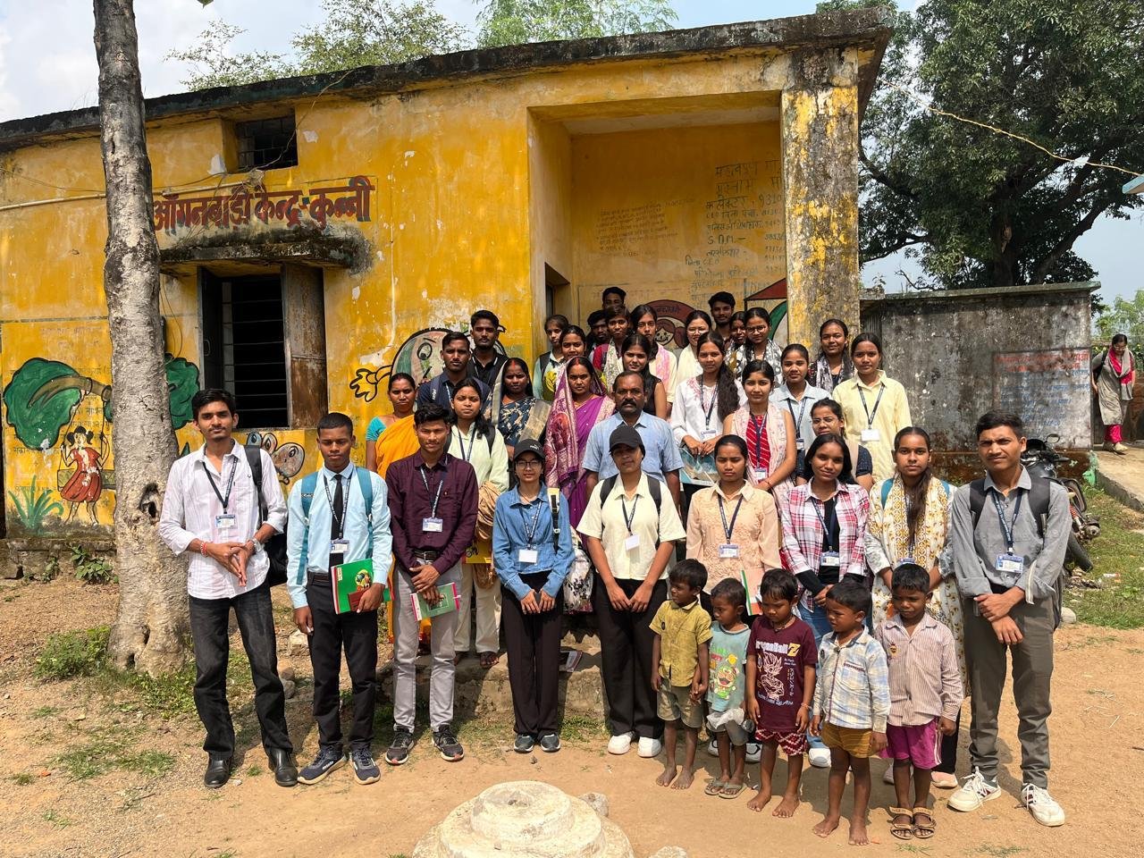 Youth Leadership : ग्रामीण विकास और पंचायत व्यवस्था को करीब से समझने कुन्नी पहुंचे महाविद्यालय के विद्यार्थी 3 TheTarget365 – देश-दुनिया की हर खबर