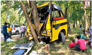 CG News : मनेंद्रगढ़-केल्हारी मार्ग पर भीषण बस हादसा, मृतकों की संख्या 7 पहुंचने की खबर; 15 यात्री घायल