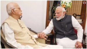 PM Modi Meets LK Advani