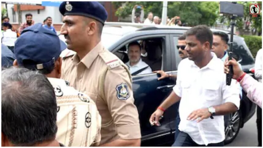Rahul Gandhi Convoy Accident