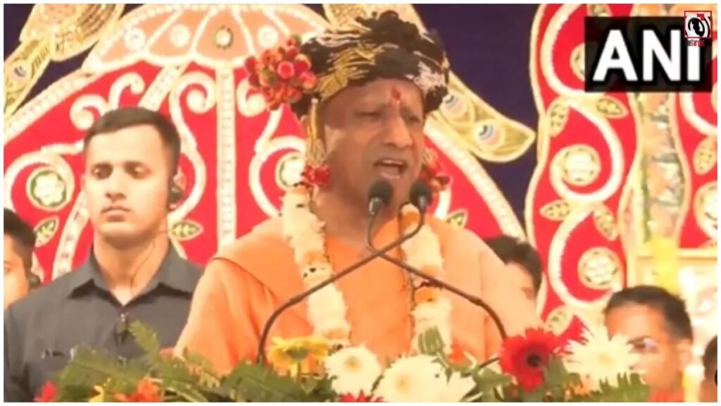 Yogi Adityanath Vijayadashami Speech: विजयादशमी पर योगी आदित्यनाथ का बड़ा बयान, भारत, सनातन और सामाजिक समरसता पर दिया संदेश