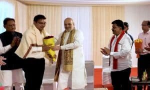 अमित शाह ने नक्सल ऑपरेशन अफसरों को किया सम्मानित