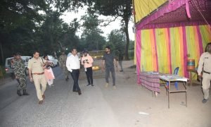 कलेक्टर-एसपी ने काली घाट चेकपोस्ट का किया औचक निरीक्षण, स्टेटिक सर्विलांस टीम तैनात, जिले में आदर्श आचार संहिता लागू, सभी इंट्री एवं एक्जिट पॉइंट पर रखी जा रही सतत निगरानी