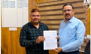 Ambikapur News : स्कूल खुलते ही तैयारियों पर उठे सवाल, कांग्रेस नेता ने संयुक्त संचालक शिक्षा को सौंपा ज्ञापन