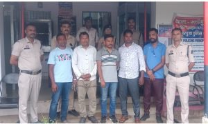 Crypto Investment : क्रिप्टो निवेश के नाम पर ठगी का जाल बेनकाब: सरगुजा पुलिस ने 5 आरोपियों को दबोचा, होटल में चल रहा था सेमिनार