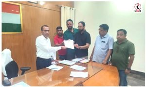 Ambikapur News : नजूल पट्टा नवीनीकरण सरल करने और लहपटरा टोल में राहत की मांग, कांग्रेस ने कलेक्टर को सौंपा ज्ञापन