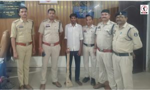 Surajpur News : प्रतापपुर में अंधे कत्ल का खुलासा, आपसी रंजिश में कुल्हाड़ी से हत्या; आरोपी गिरफ्तार