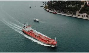 Iranian Warship vs Indian Tanker