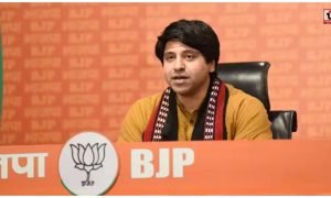 Shehzad Poonawalla Resigns