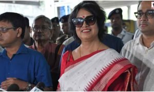 Taslima Nasreen Return