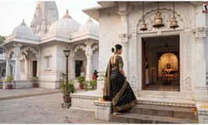 Temple Black Clothes