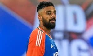Varun Chakravarthy : क्रिकेट खेलकर कितना कमाते हैं वरुण चक्रवर्ती? सुनकर चौंक जाएंगे आप
