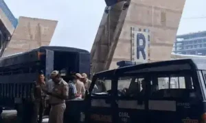 Jaipur bomb threat : जयपुर में सीएम ऑफिस और एयरपोर्ट को बम से उड़ाने की धमकी, पुलिस ने किया सर्च ऑपरेशन